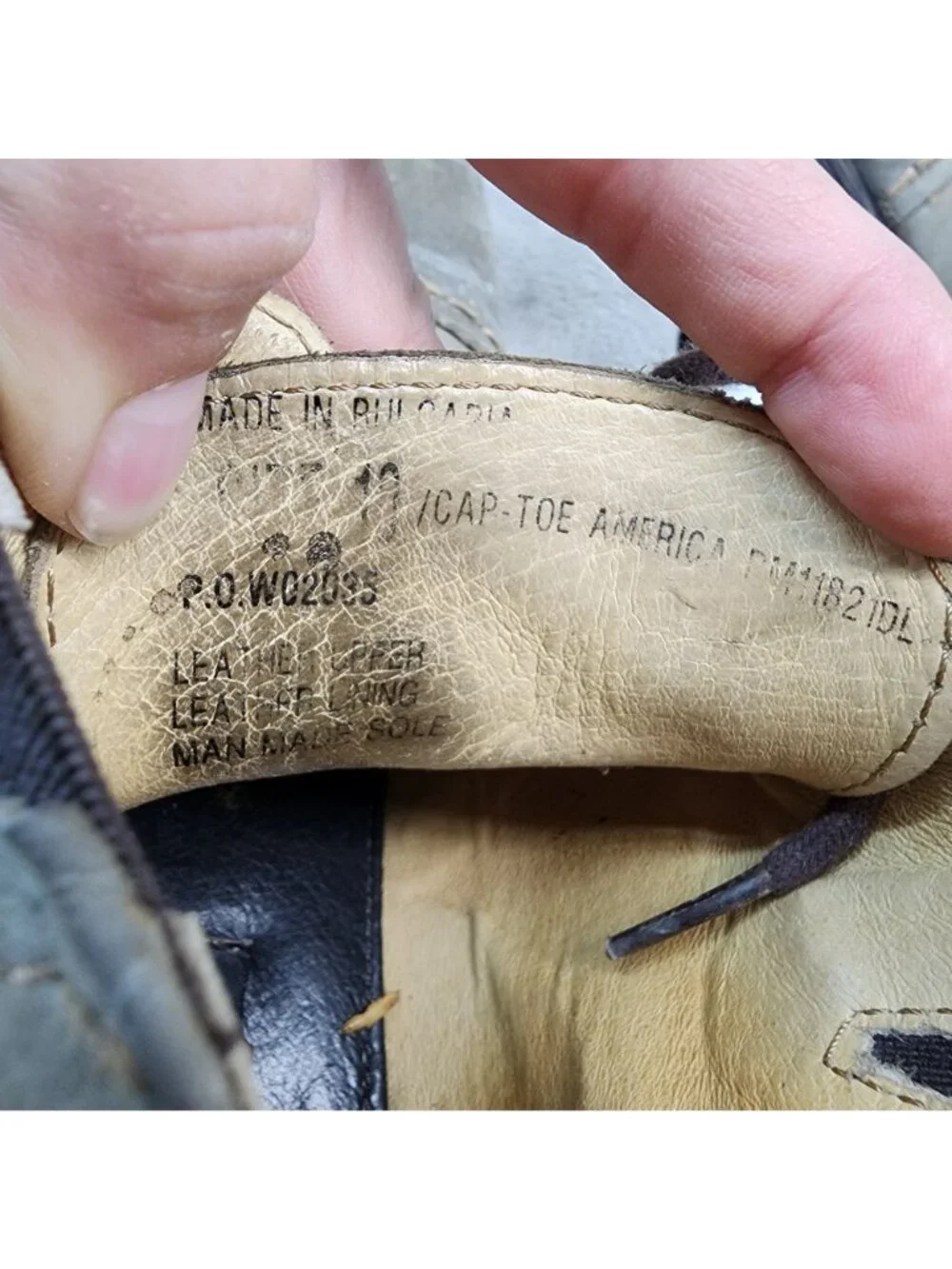 Kenneth Cole Reaction size mens